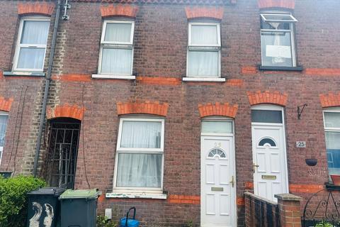 2 bedroom terraced house to rent, St. Peters Road, Luton LU1
