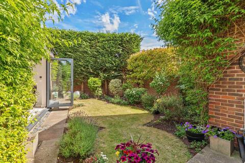 3 bedroom detached house for sale, St. Dunstans Close, Princes Risborough HP27