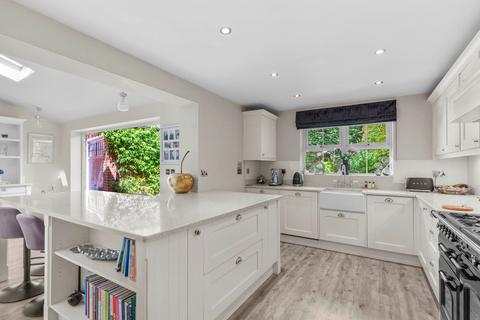 3 bedroom detached house for sale, St. Dunstans Close, Princes Risborough HP27