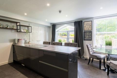 3 bedroom semi-detached house for sale, Otley Road, Leeds LS16