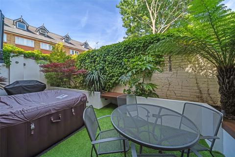 undefined, Buxton Mews, London, SW4