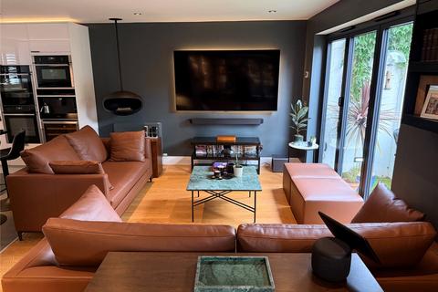 undefined, Buxton Mews, London, SW4