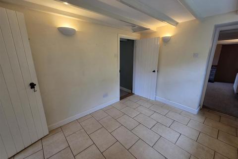 3 bedroom detached house to rent, Trevemper, Newquay