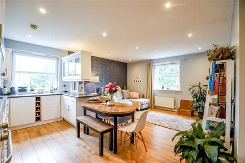 2 bedroom penthouse for sale, Russet Drive, St. Albans, Hertfordshire, AL4