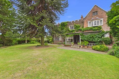 5 bedroom detached house for sale, Sandfield Road, Arnold, Nottingham