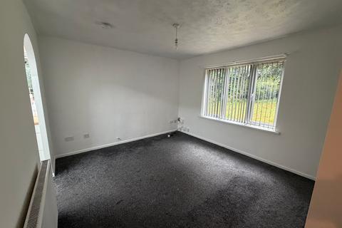 1 bedroom flat to rent, Dove Drive, Stourbridge, DY8