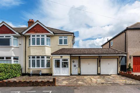 undefined, Barrow Avenue, Carshalton Beeches, SM5
