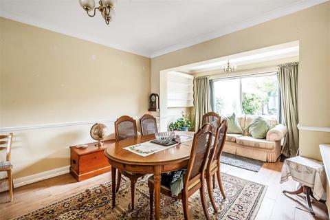 undefined, Barrow Avenue, Carshalton Beeches, SM5