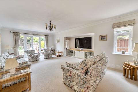 5 bedroom detached house for sale, St. Marys Copse, Worcester Park KT4