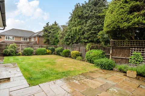 5 bedroom detached house for sale, St. Marys Copse, Worcester Park KT4