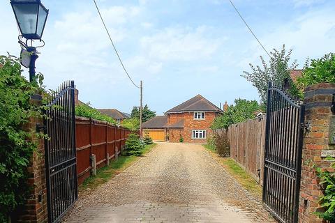5 bedroom detached house for sale, St. Marys Copse, Worcester Park KT4