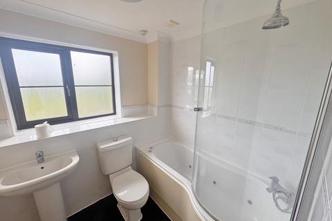 1 bedroom flat to rent, Bolton Lane Harlington, Middlesex, UB3