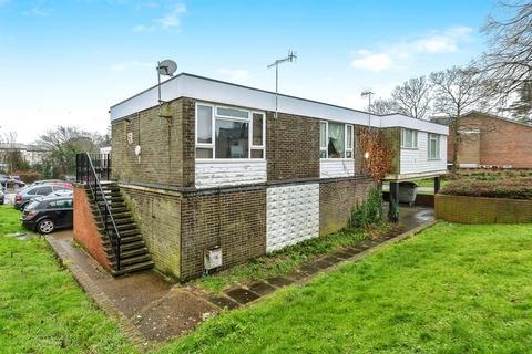 Studio for sale, Parkwood Drive, Hemel Hempstead
