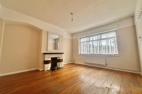 3 bedroom house to rent, Cranmer Gardens, Dagenham, RM10