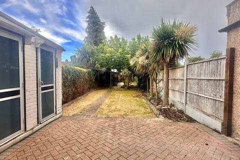 3 bedroom house to rent, Cranmer Gardens, Dagenham, RM10