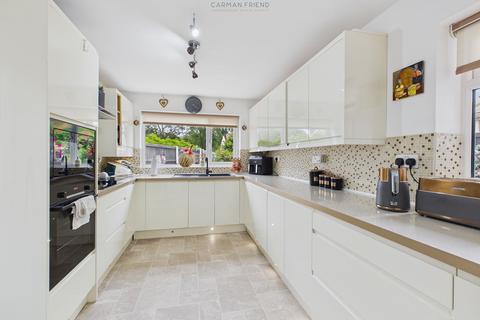 4 bedroom semi-detached house for sale, Ashfield Crescent, Blacon, CH1