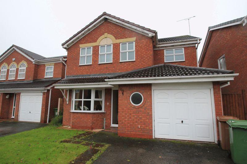 Searle Avenue, Stafford ST16 4 bed detached house £850 pcm (£196 pw)