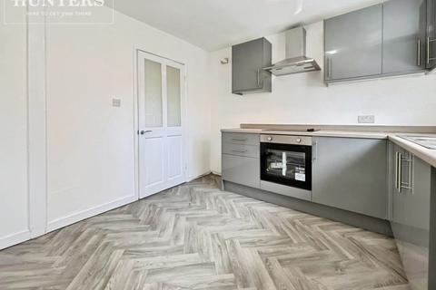 3 bedroom semi-detached house to rent, Welland Gardens, Elsecar, Barnsley
