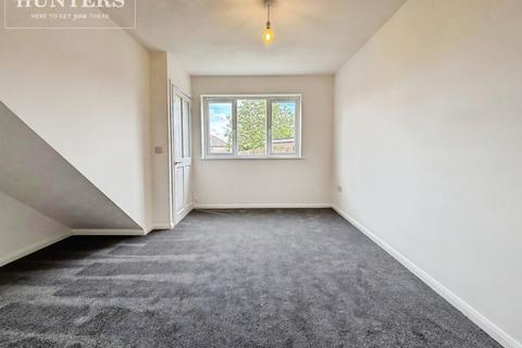 3 bedroom semi-detached house to rent, Welland Gardens, Elsecar, Barnsley