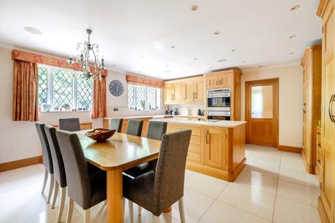5 bedroom detached house for sale, Fairoak Lane, Oxshott, KT22