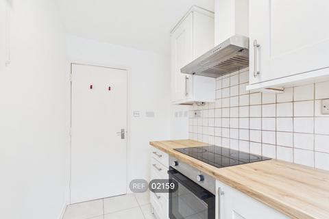 2 bedroom flat to rent, Wickham Court, Wickham Road, Witham, CM8 1XE