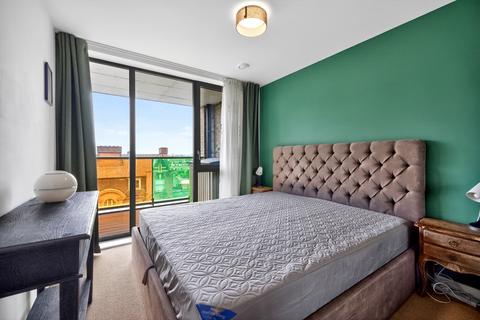 2 bedroom apartment to rent, The Highway, London, E1W
