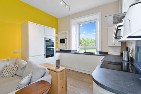 2 bedroom flat to rent, Harrison Gardens, Polwarth, Edinburgh, EH11