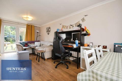 2 bedroom semi-detached house for sale, Lansdowne Road, Brimington, Chesterfield, S43 1BG