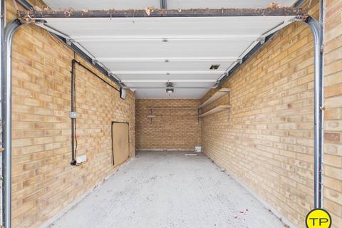 2 bedroom house to rent, Torold Drive, Cambridgeshire PE7