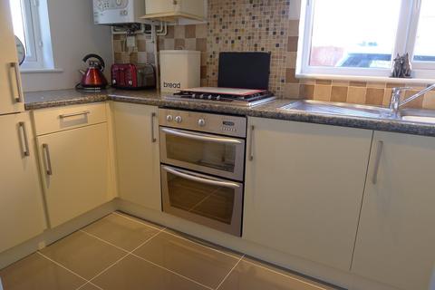 2 bedroom terraced house to rent, Swift Close, Letchworth Garden City, SG6