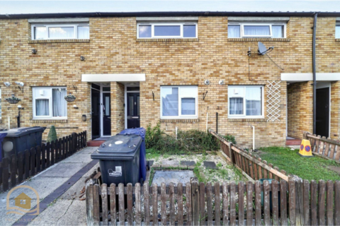 Bradbury Close,  Southall, UB2