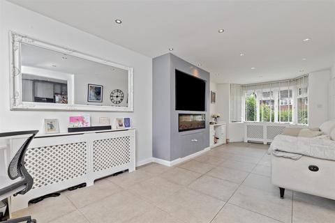 3 bedroom end of terrace house for sale, Claremont, Bricket Wood, St. Albans