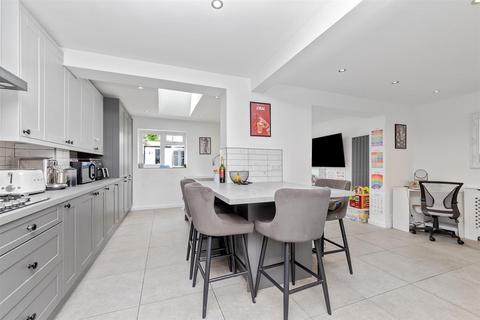 3 bedroom end of terrace house for sale, Claremont, Bricket Wood, St. Albans