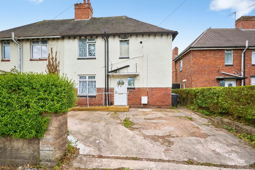 3 bedroom semi-detached house for sale