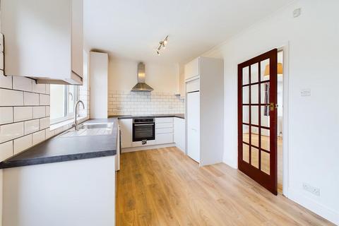 2 bedroom house to rent, Filey Waye, Middlesex HA4