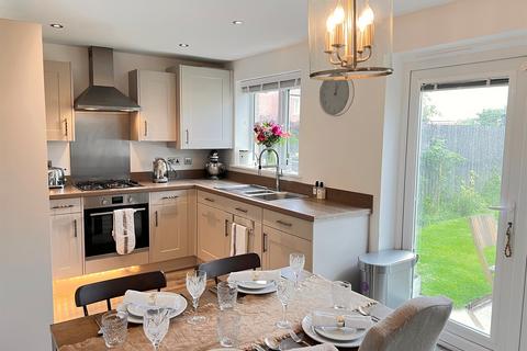 3 bedroom semi-detached house for sale, Whernside Close, Harrogate