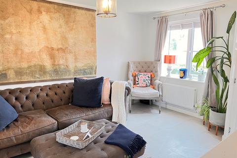 3 bedroom semi-detached house for sale, Whernside Close, Harrogate
