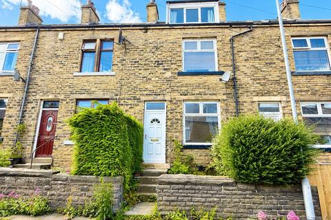 Terraced house - Springswood Avenue, Shipley BD18
