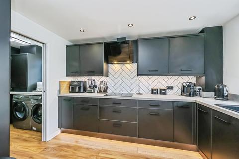 3 bedroom end of terrace house for sale, Southchurch Drive, Clifton, Nottingham, NG11