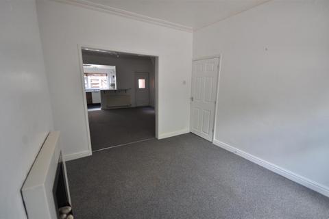3 bedroom terraced house to rent, Ince Green Lane, Wigan WN2