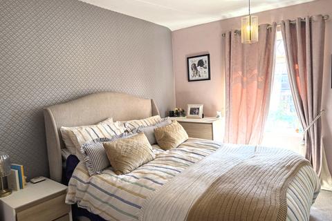 2 bedroom semi-detached house for sale, Northfield Road, Hinckley, LE10