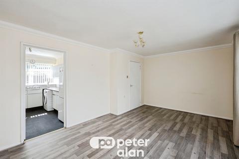 2 bedroom ground floor flat for sale, Gnoll View, Neath