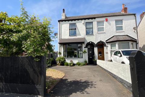 3 bedroom semi-detached house for sale, Compton Road, Southport PR8