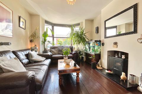 3 bedroom semi-detached house for sale, Compton Road, Southport PR8