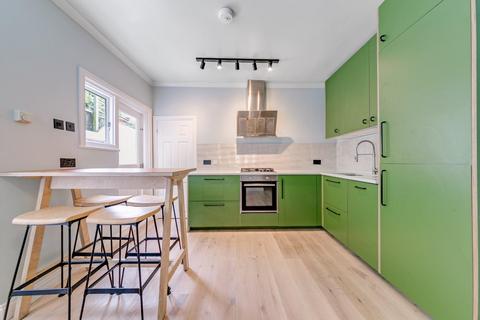Oaksford Avenue, Sydenham, London