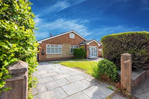 4 bedroom detached bungalow for sale, Hill Top Walk, Ormskirk L39