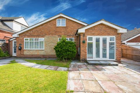 4 bedroom detached bungalow for sale, Hill Top Walk, Ormskirk L39