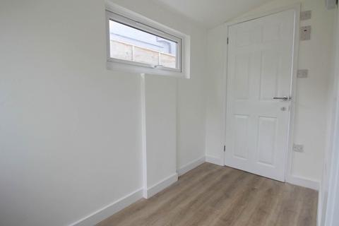 1 bedroom flat to rent, Sunnyside Road, Weston-super-Mare