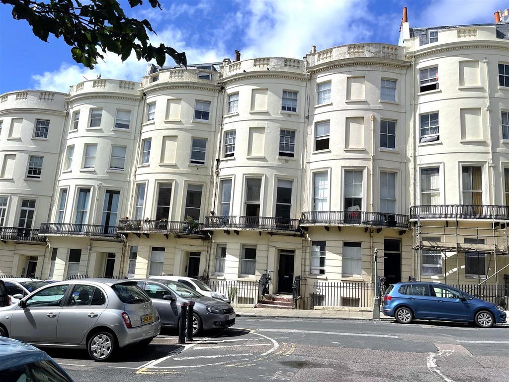21 Brunswick Palce Front.jpg