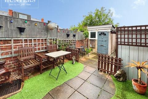 3 bedroom terraced house to rent, Grafton Street, Barnsley